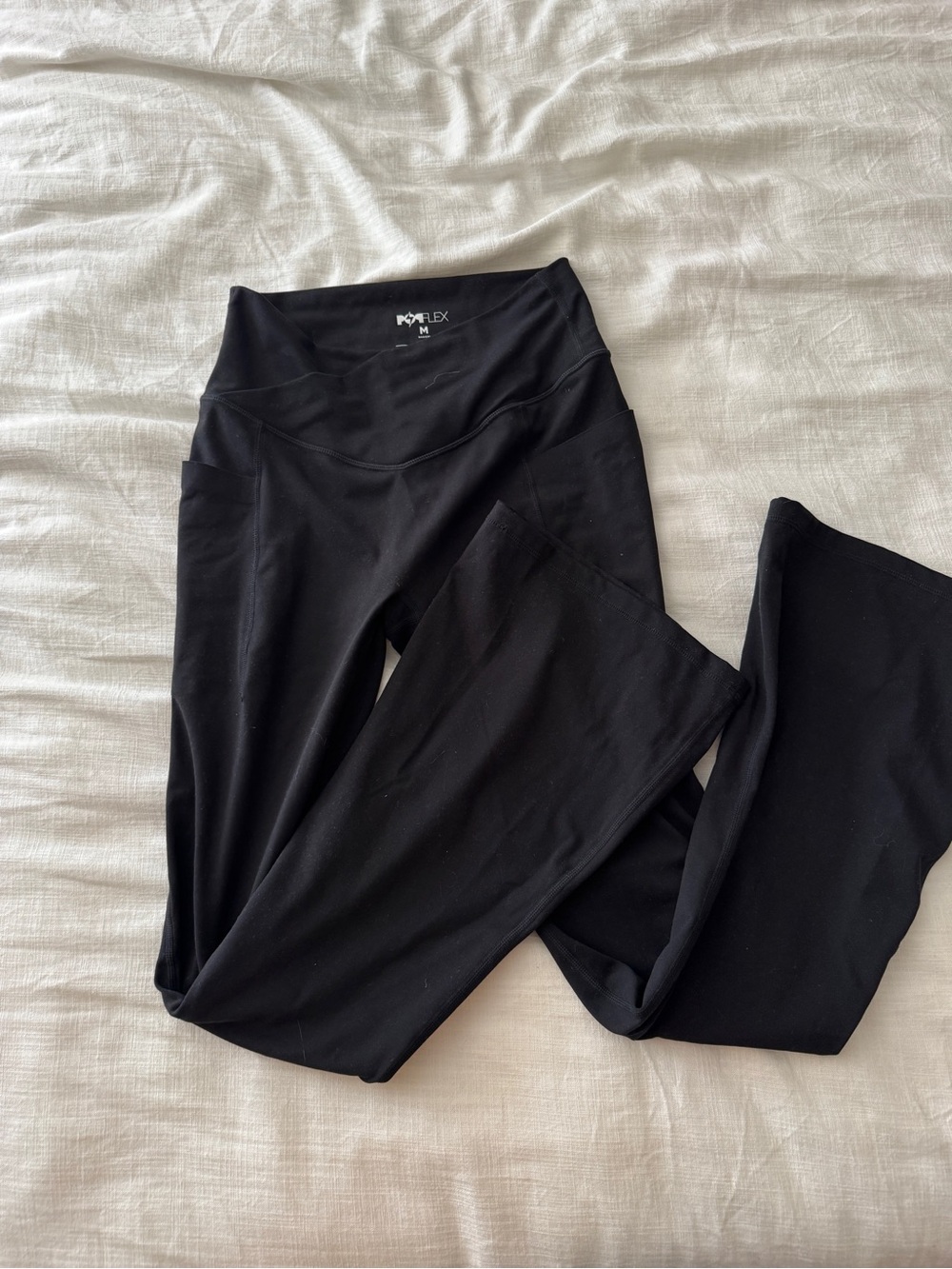 POPFLEX Black High-Waist Flared Leggings Medium